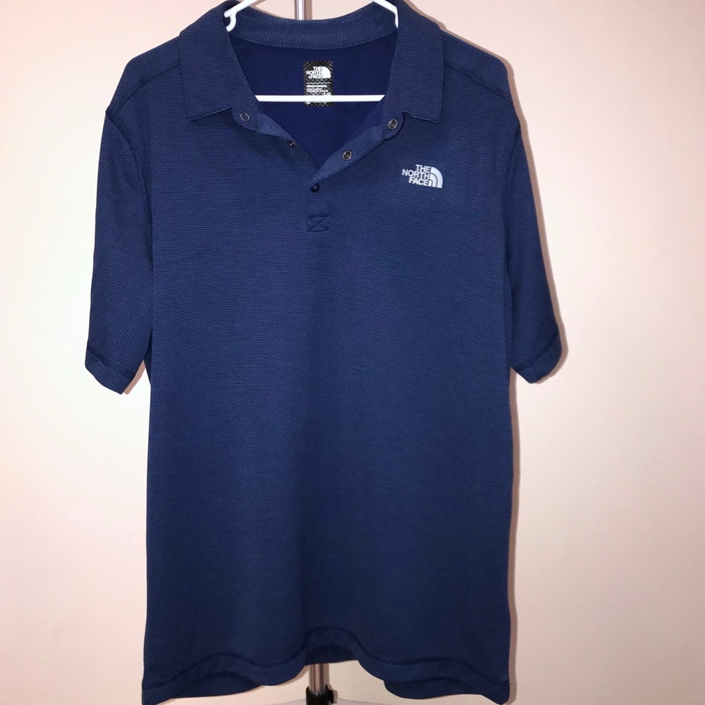 The North Face mens pull over polo style shirt